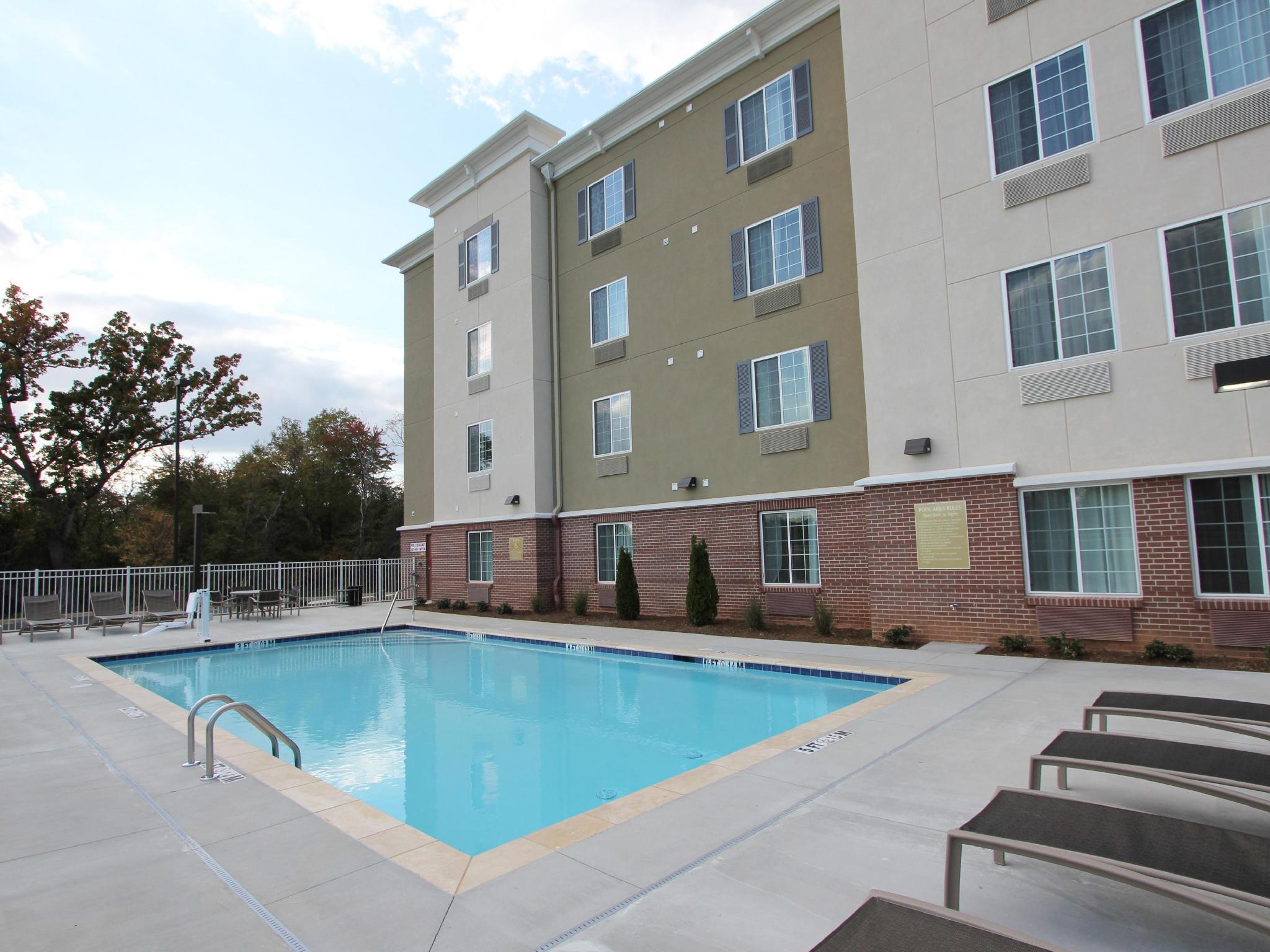 Candlewood Suites Greenville, An Ihg Hotel Екстер'єр фото