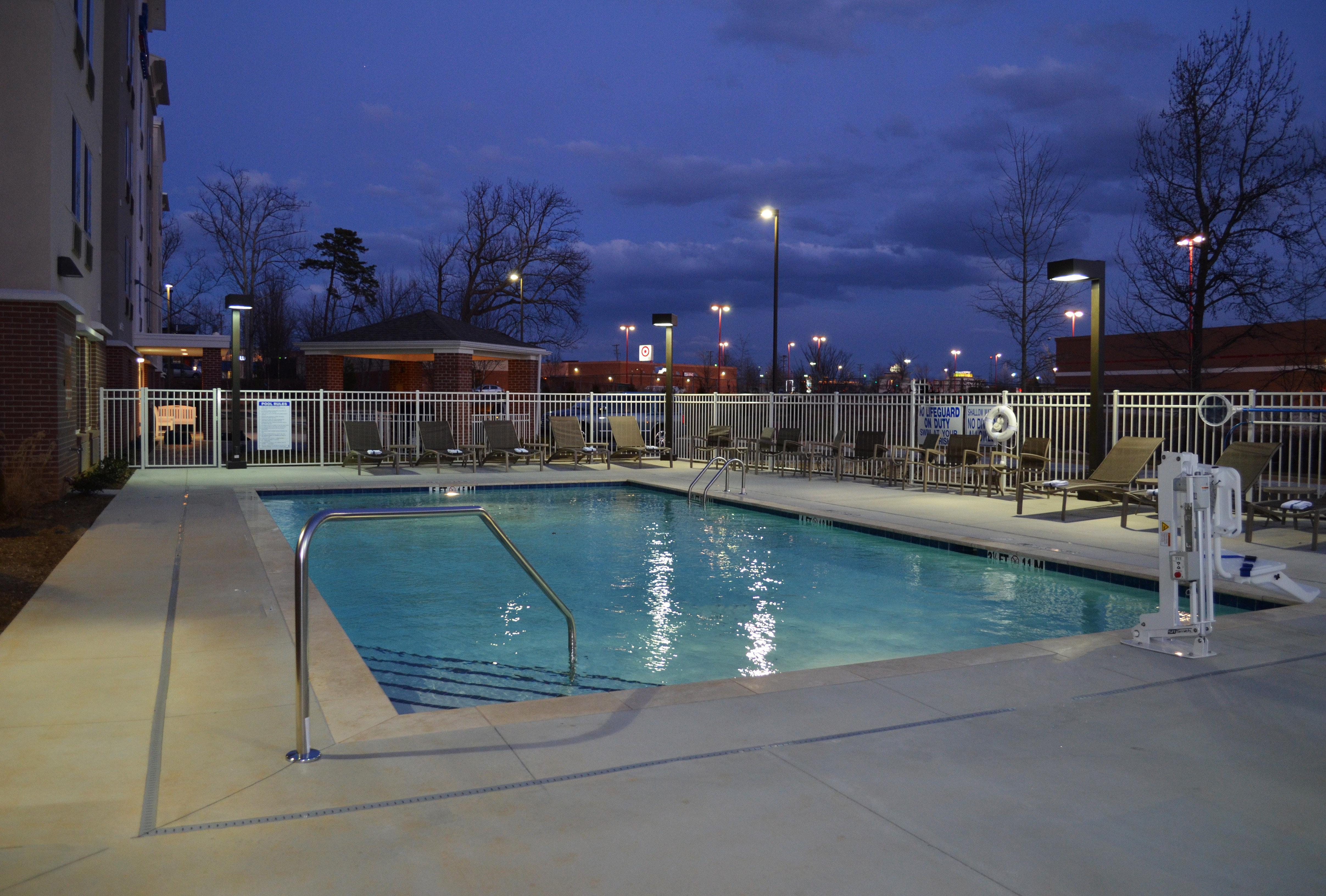 Candlewood Suites Greenville By Ihg Екстер'єр фото